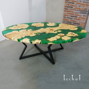 Dining table «Zanzibar». Californian maple, green-turquoise epoxy resin, polyurethane