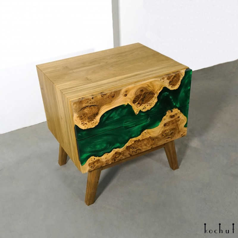 Bedside table «Emerald dreams». Oak, elm, green pearl epoxy resin, polyurethane 