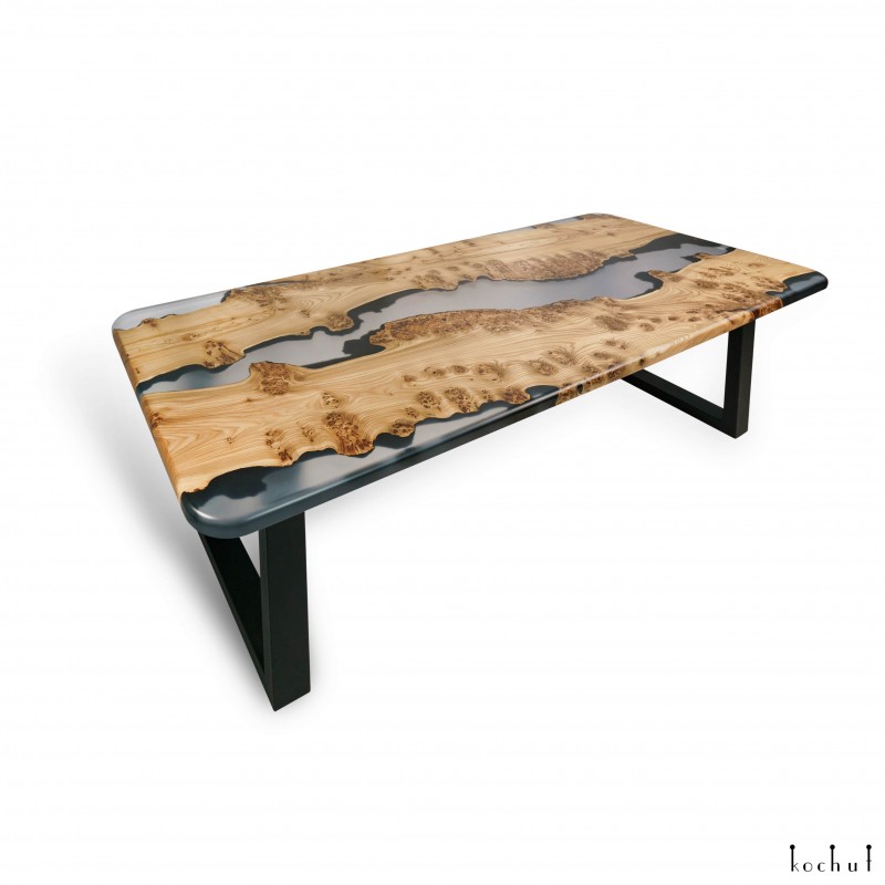Dining table «Gray Cardinal». Elm, epoxy, acrylic varnish