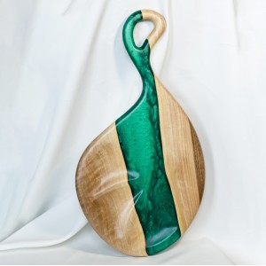 Board for cheese and wine «Beaufort. Emerald». European walnut, green pearl epoxy resin, polyurethane 