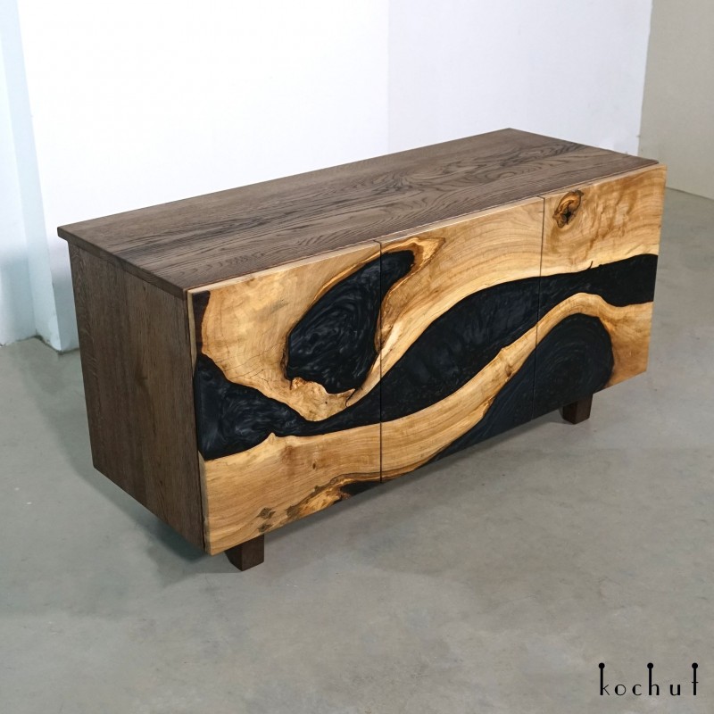 Morion — Sideboard made of oak and epoxy resin.