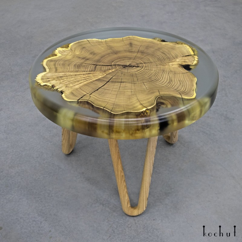 Sophora coffee table. Acacia, epoxy resin, polyurethane