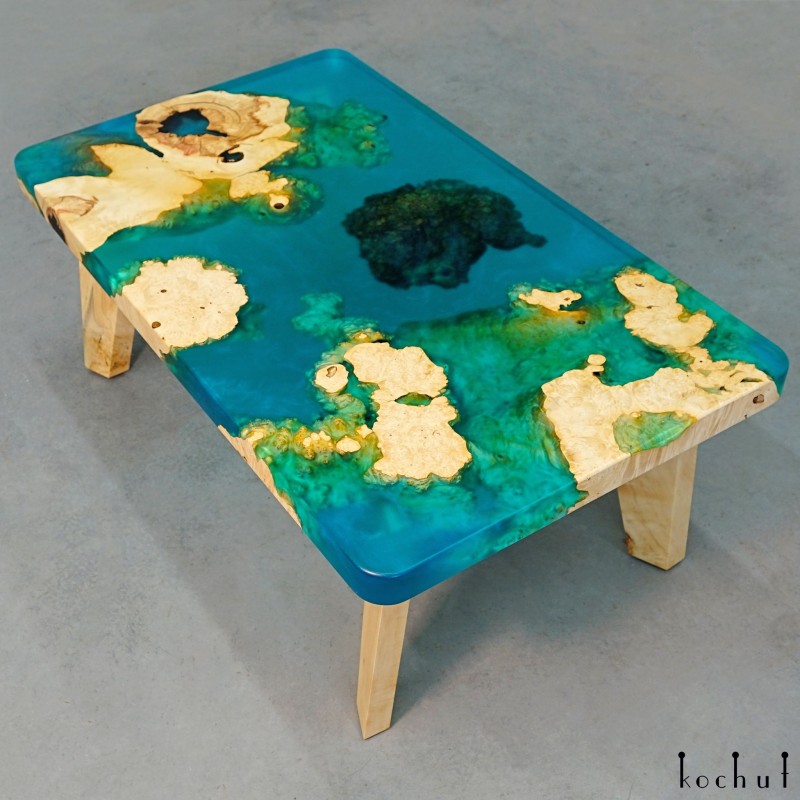 Side table «Hawaii». Maple, epoxy resin, polyurethane