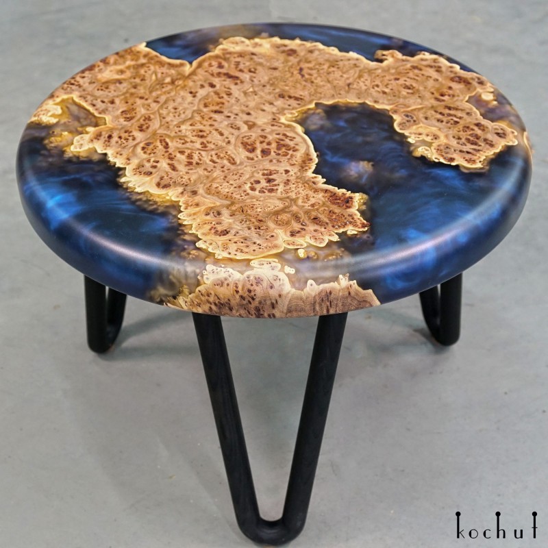 Coffee table «Belize». Elm, epoxy resin, polyurethane