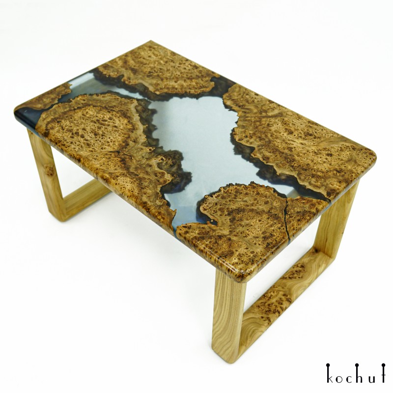 Coffee table «Belize». Elm, epoxy resin, polyurethane (rectangular shape)