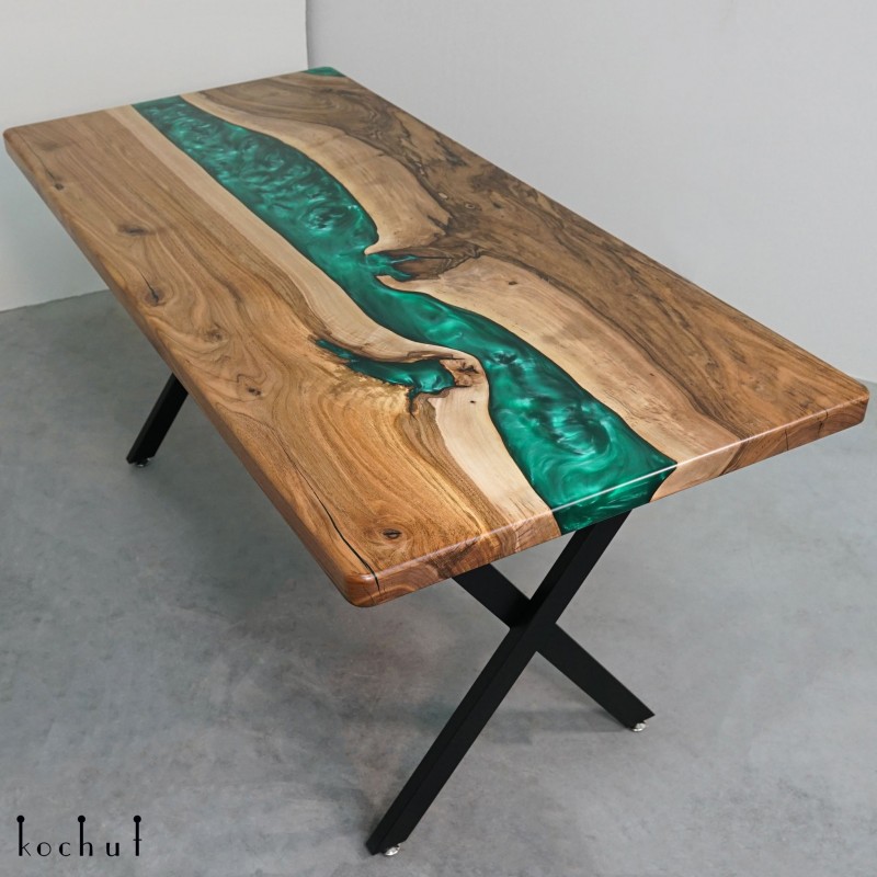 Dining table «Greenwich platforms.». European walnut, epoxy resin, polyurethane