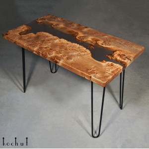 Coffee table «Ethiopia». Elm, transparent epoxy resin, polyurethane