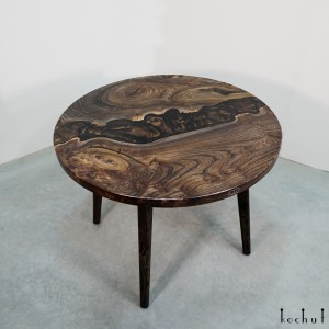Dining table «Chocolate opal». Elm, brown pearl epoxy resin, polyurethane