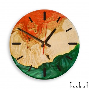 Годинник настінний «Континуум». Клен, зелена перламутрова епоксидна смола, поліуретановий лак, форма кругла