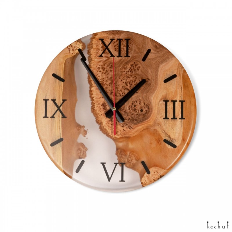 Wall clock «Continuum». Elm, transparent epoxy resin, polyurethane 
