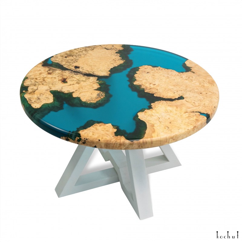 Coffee table «Santorini». California maple, turquoise transparent epoxy resin, polyurethane