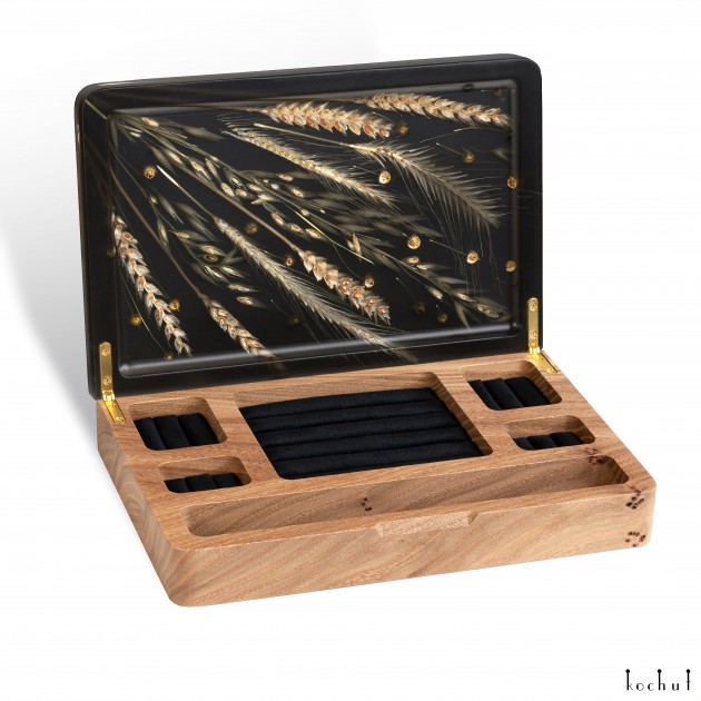 Jewelry box «Flowers. Spikelet». European walnut, black transparent epoxy resin, polyurethane 