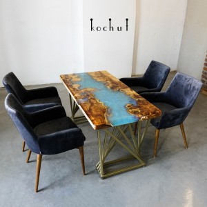 Dining table «Polar River». California maple, epoxy resin, polyurethane