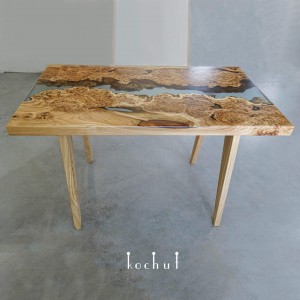 Dining table «Navajo». Rock elm, transparent epoxy resin, polyurethane