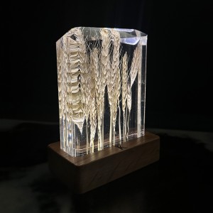 Decorative lamp with wheat ears “Warmth of Unity”. Natural oak, transparent epoxy resin. LIMITED EDITION for INDEPENDENCE DAY of UKRAINE